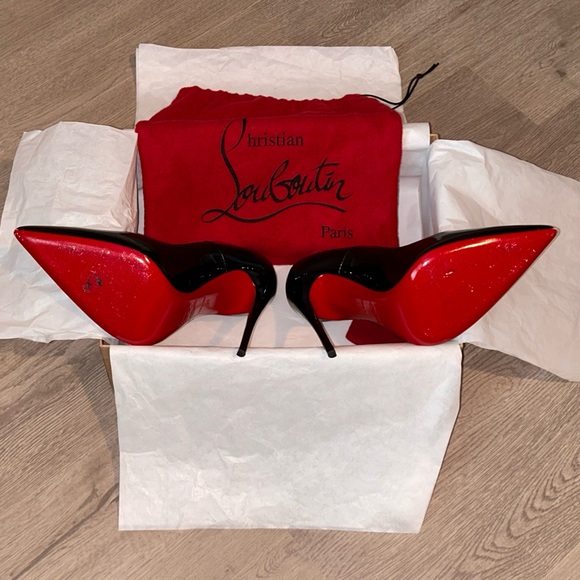 Black Christian Louboutin So Kate - Picture 2 of 7